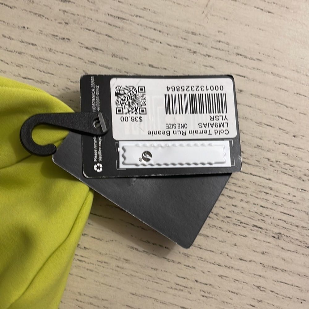 Lululemon Cold Terrain Running Beanie Hat New Reflective - Picture 5 of 6